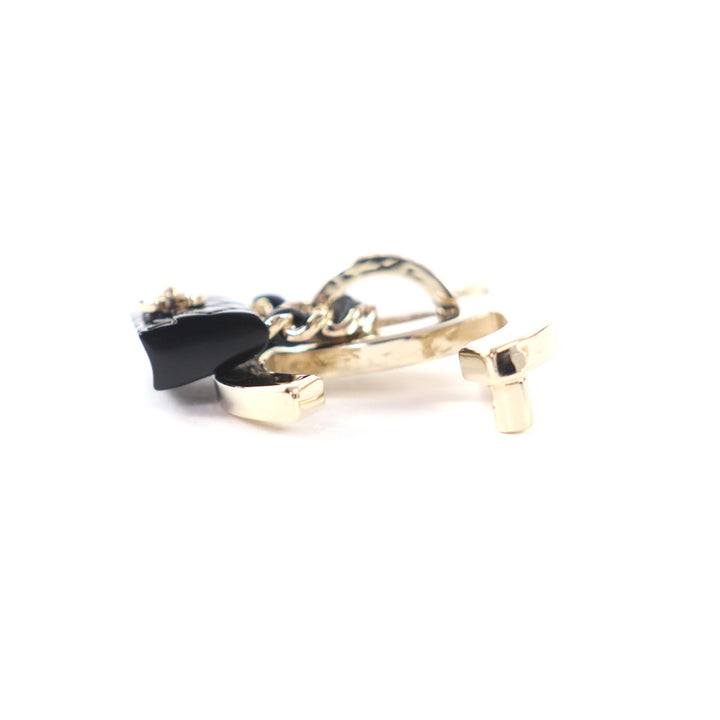 Great CHANEL Brooch COCO Mark bag gold Women B23C