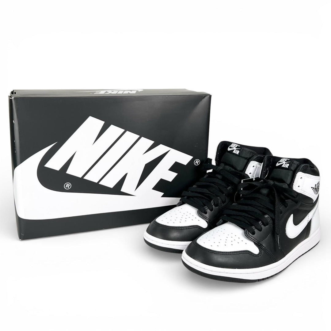 Pristine NIKE High cut sneakers AIR JORDAN 1 RETRO HIGH OG black mens DZ5485-010