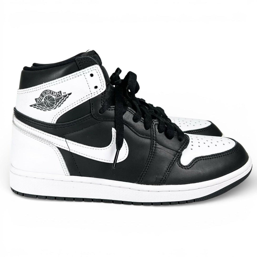 Pristine NIKE High cut sneakers AIR JORDAN 1 RETRO HIGH OG black mens DZ5485-010