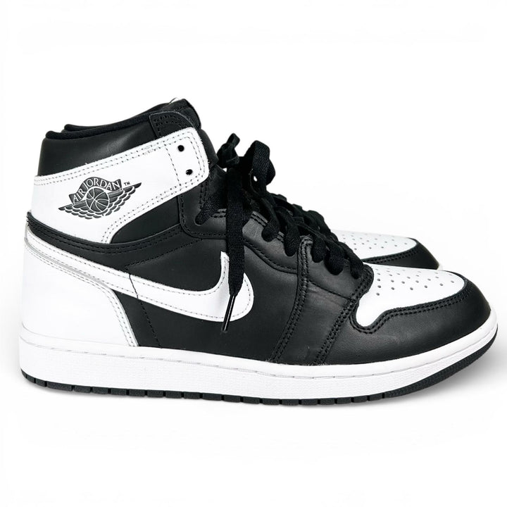 Pristine NIKE High cut sneakers AIR JORDAN 1 RETRO HIGH OG black mens DZ5485-010