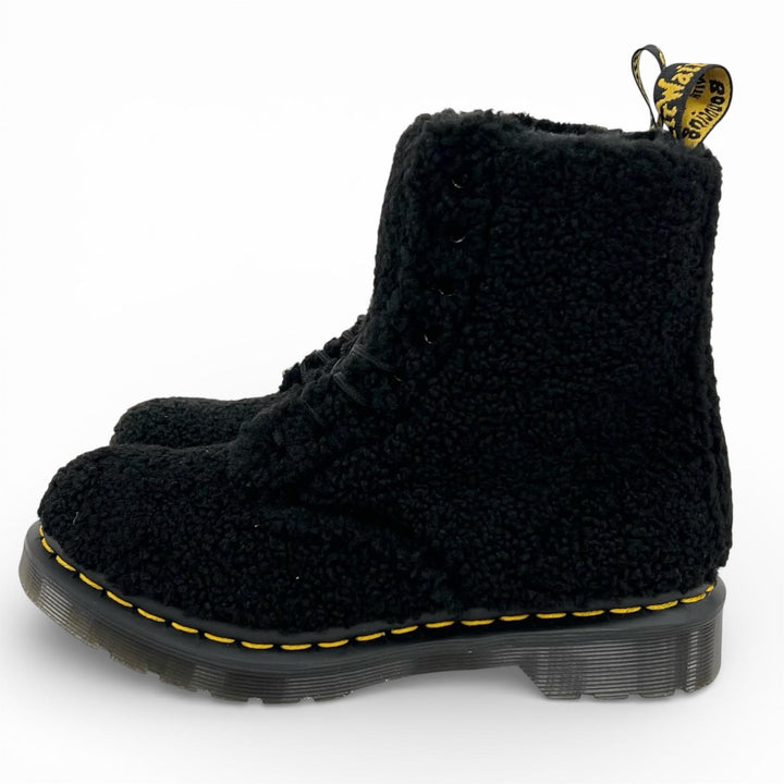 Pristine Dr.Martens boots 8-hole boa lace-up black Women 1460 PASCAL