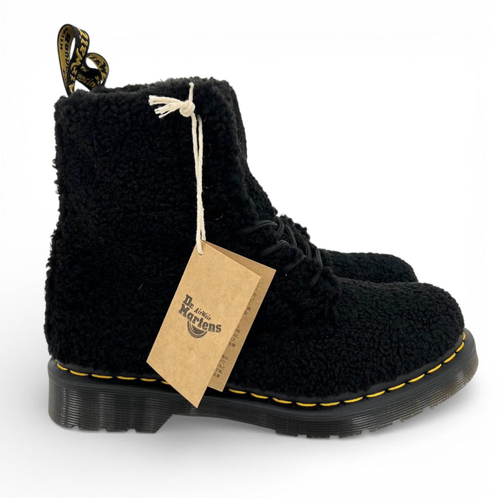 Pristine Dr.Martens boots 8-hole boa lace-up black Women 1460 PASCAL