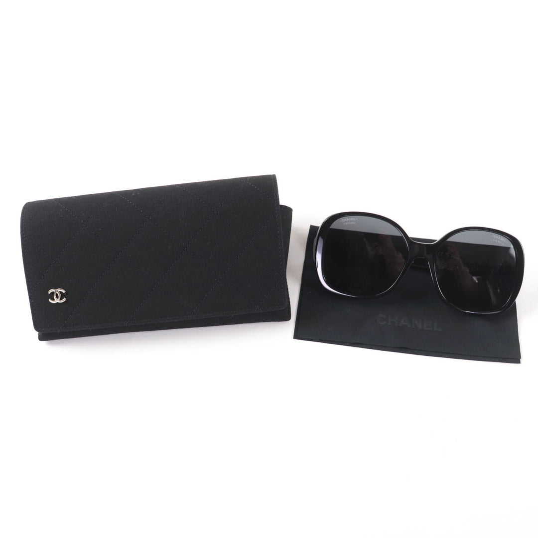 Great CHANEL sunglasses COCO Mark Chain with patent leather black 5470-Q-A