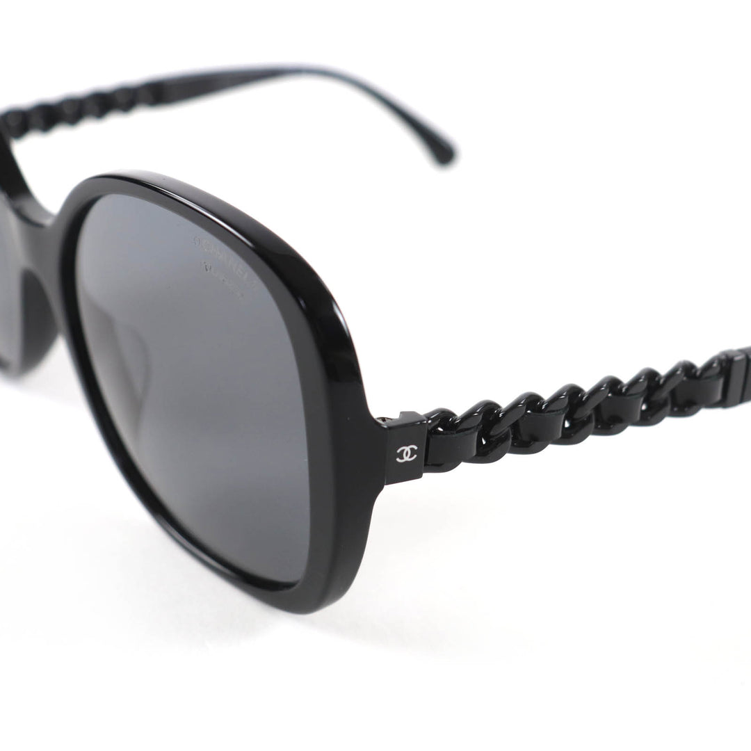 Great CHANEL sunglasses COCO Mark Chain with patent leather black 5470-Q-A