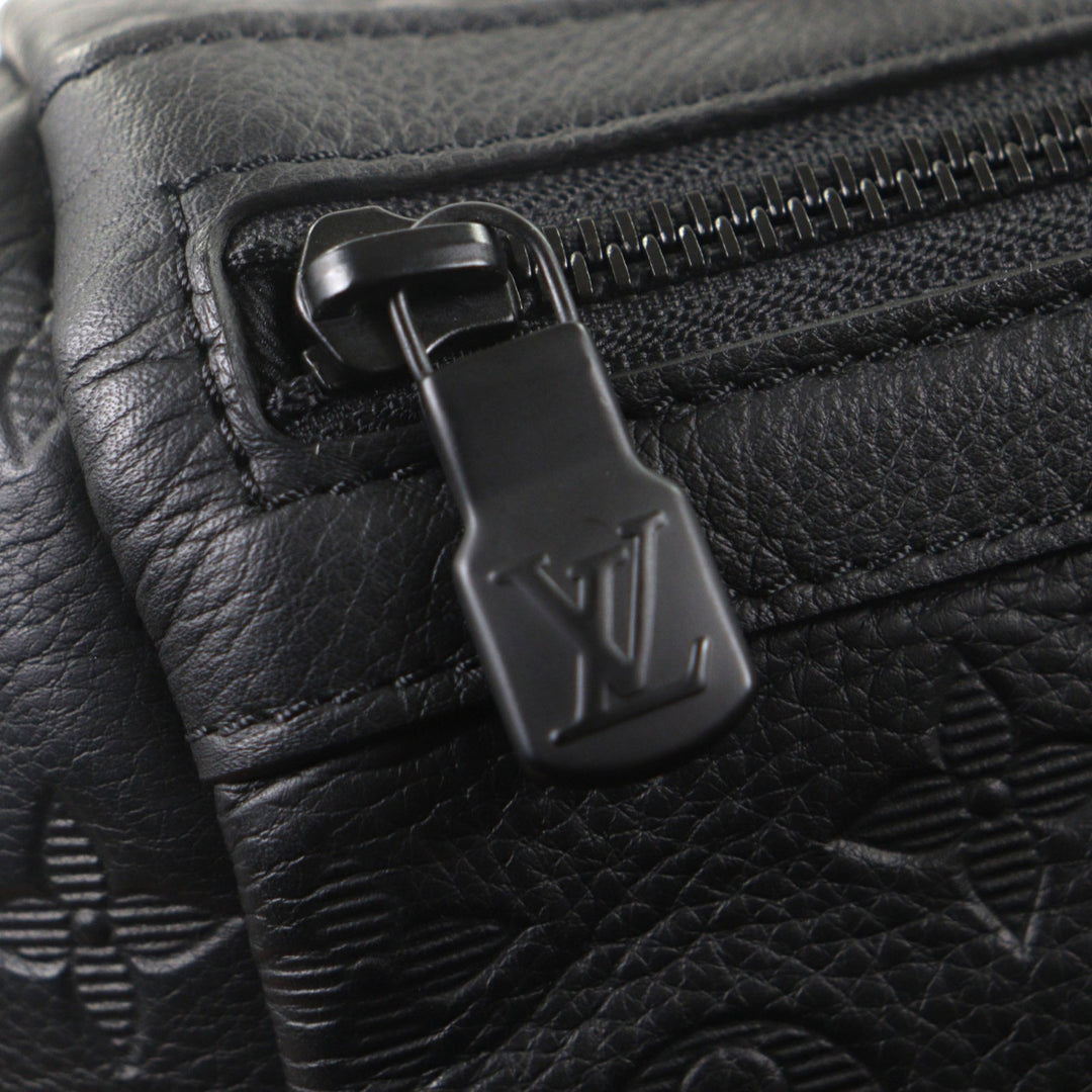 Pristine LOUIS VUITTON Getaway Backpack Monogram shadow mens M24776