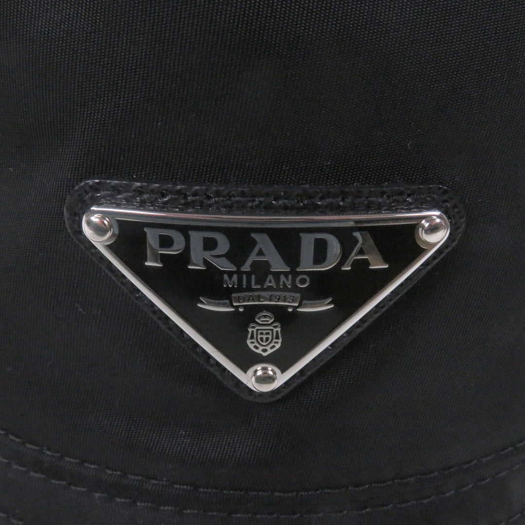 Pristine PRADA hat Triangle logo triangular plate Re-Nylon bucket