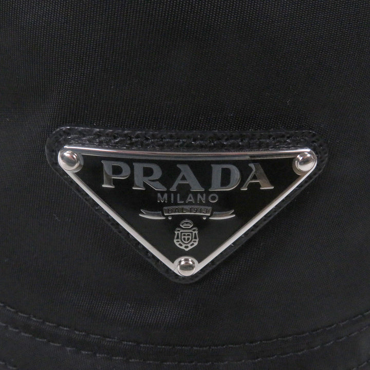 Pristine PRADA hat Triangle logo triangular plate Re-Nylon bucket