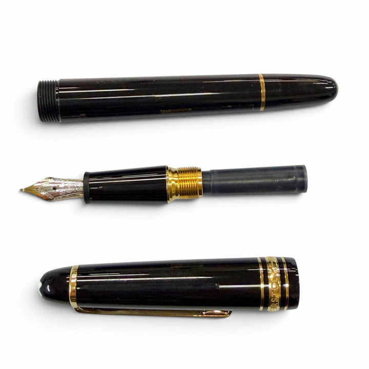 Great MONTBLANC fountain pen Meisterstück 145 Classic white star black 14K mens