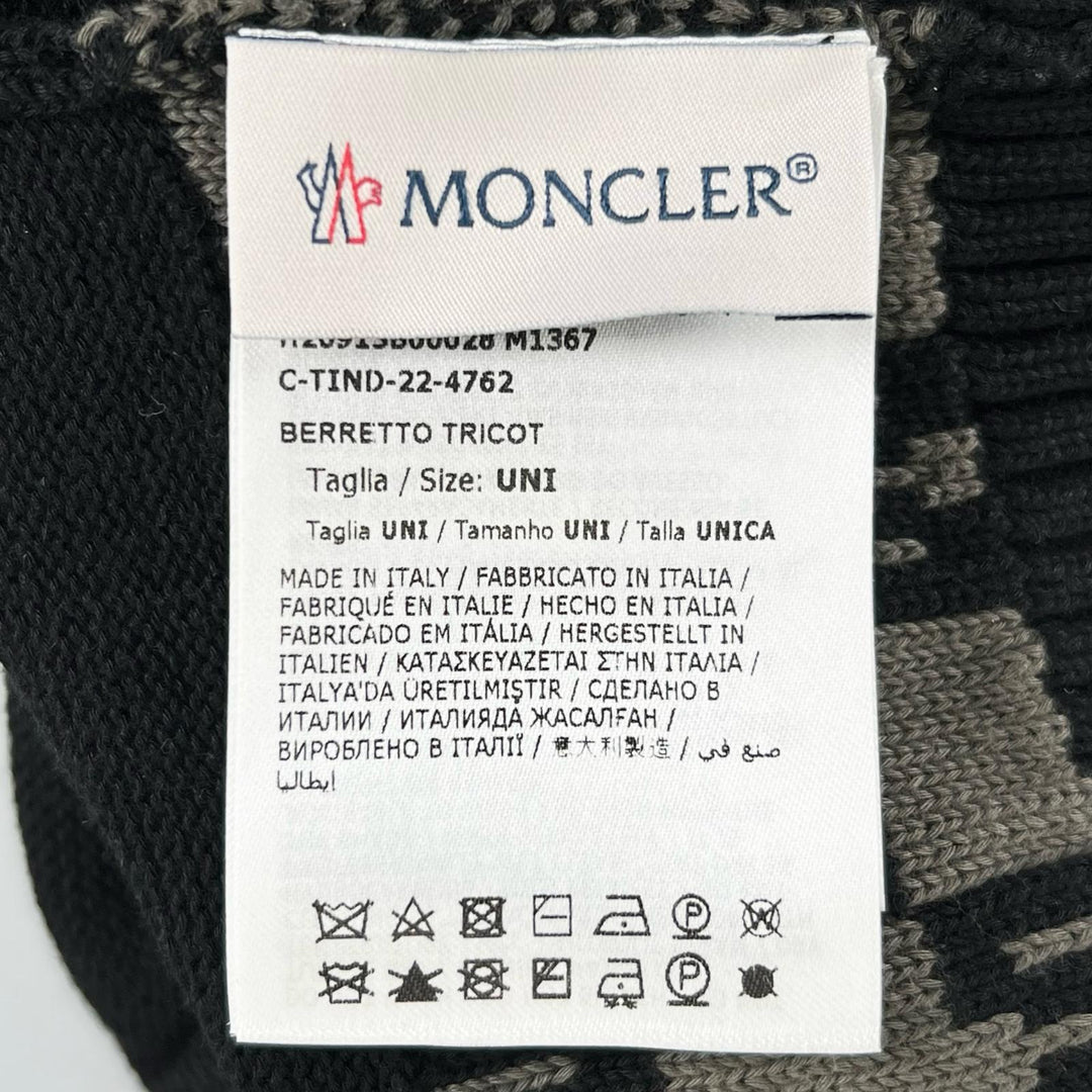 Excellent MONCLER Knit cap BERRETTO Logo patch black cotton Women
