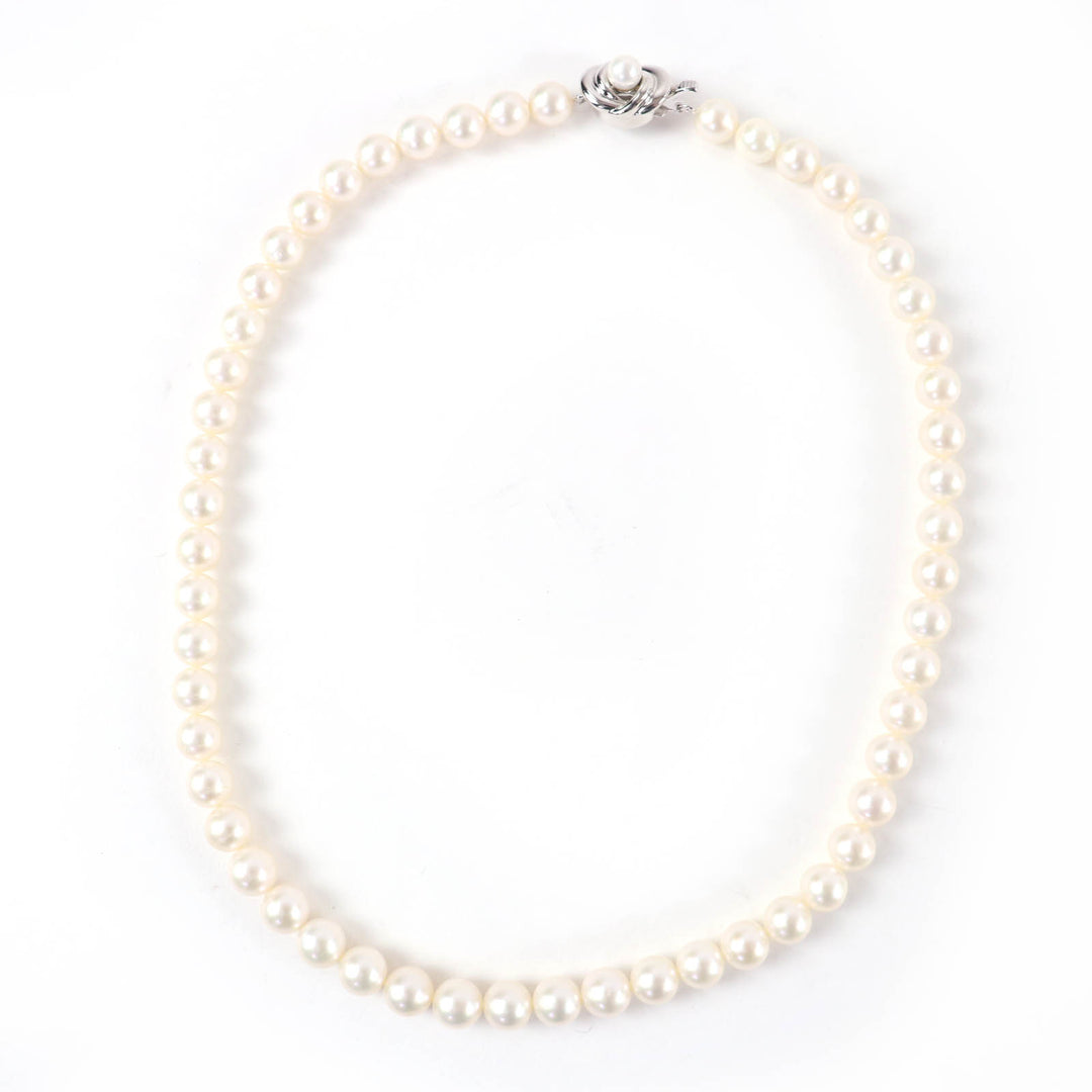 Excellent TASAKI Necklace Pearl size approximately 0.3 inches white Pearl Women