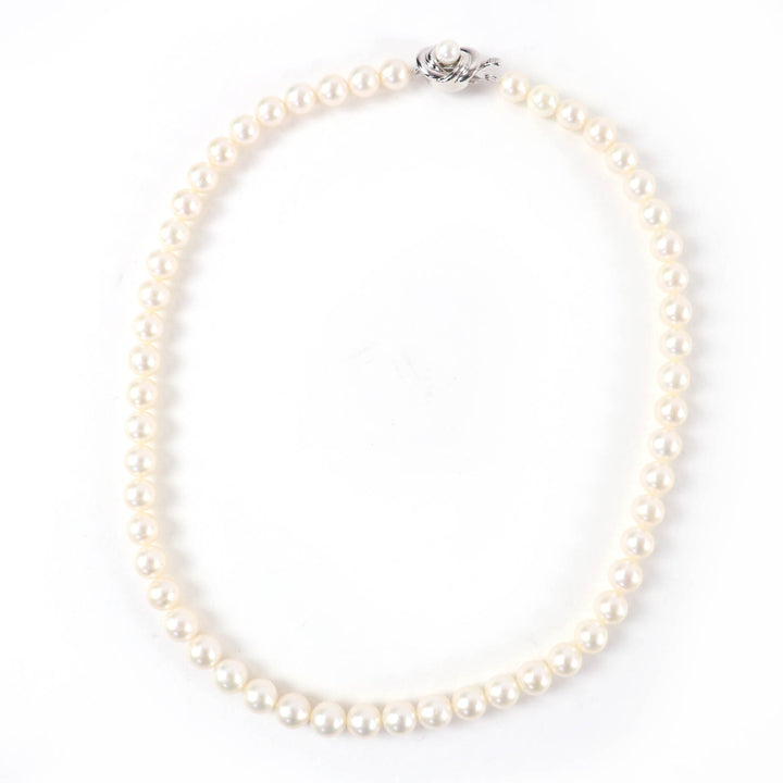 Excellent TASAKI Necklace Pearl size approximately 0.3 inches white Pearl Women