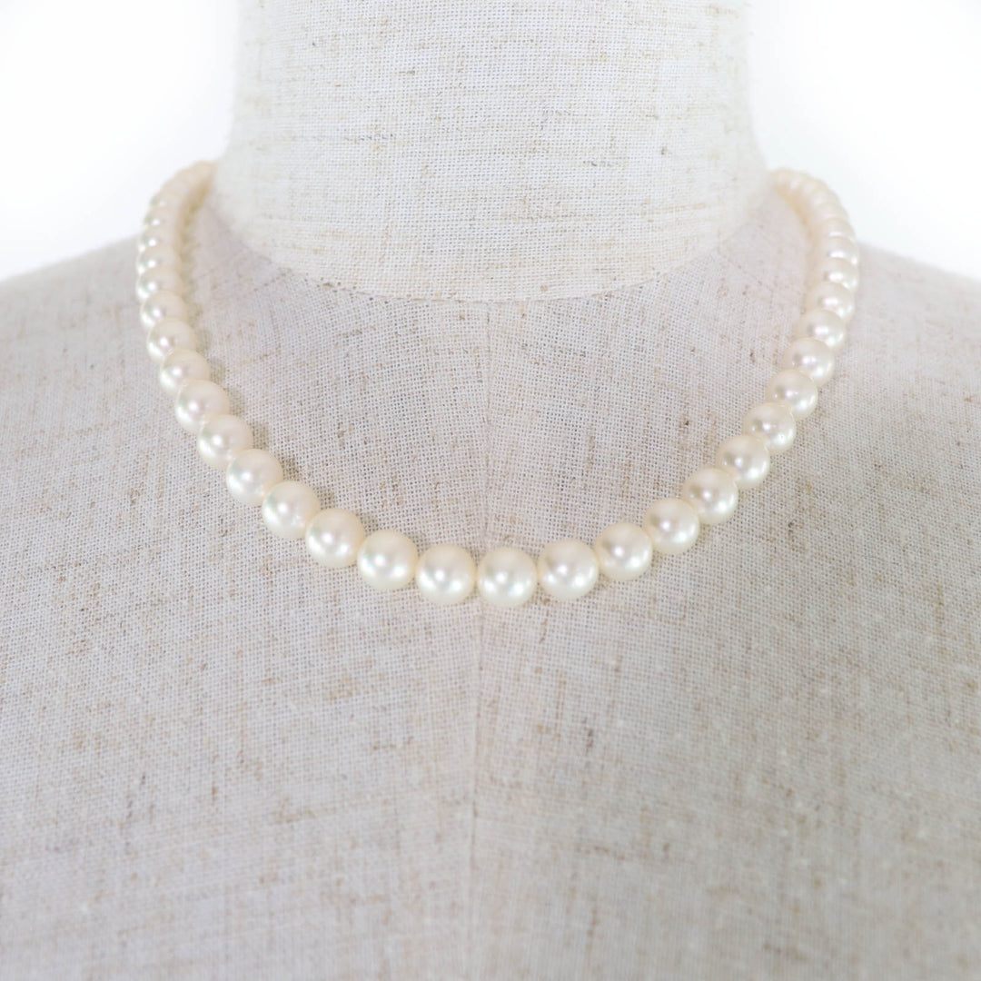 Excellent TASAKI Necklace Pearl size approximately 0.3 inches white Pearl Women