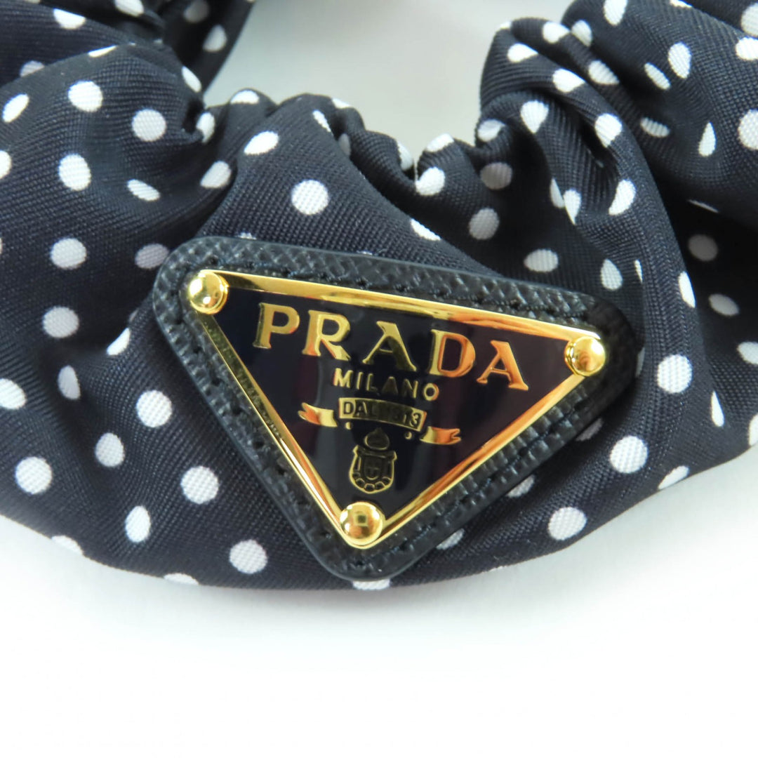 Pristine PRADA hair accessory Triangle logo Tessuto dot pattern scrunchie 1IF015