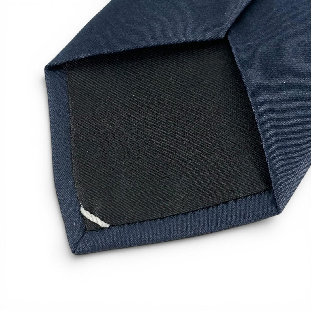 Pristine DIOR tie Solid Design Dark navy silk mens 23U1047AU001