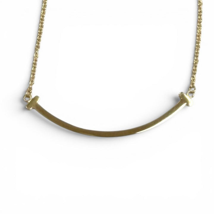 Great TIFFANY&Co. Necklace Smile Pendant Small Yellow Gold AU750 Women