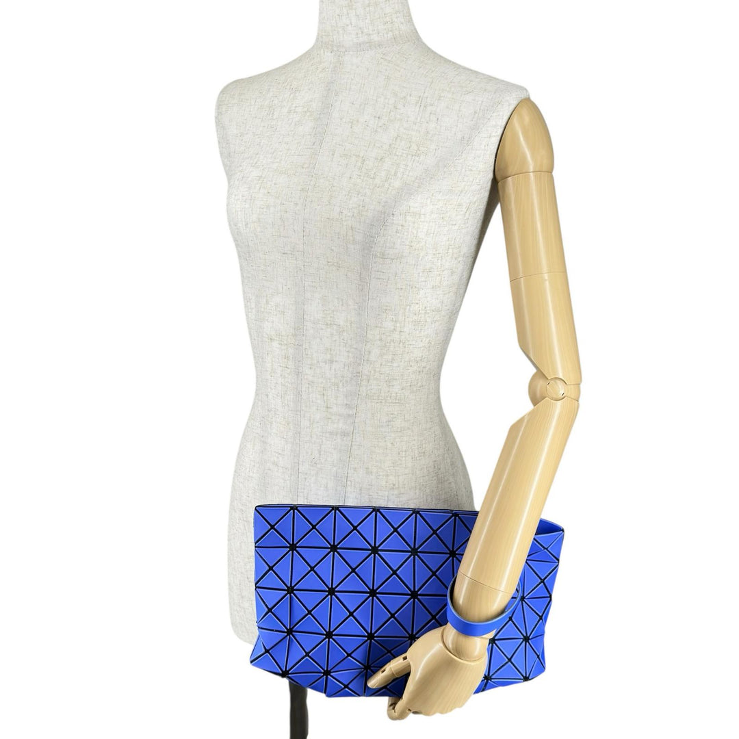 Excellent BAOBAO ISSEY MIYAKE Clutch bag Triangle Piece blue PVC BB61-AG521