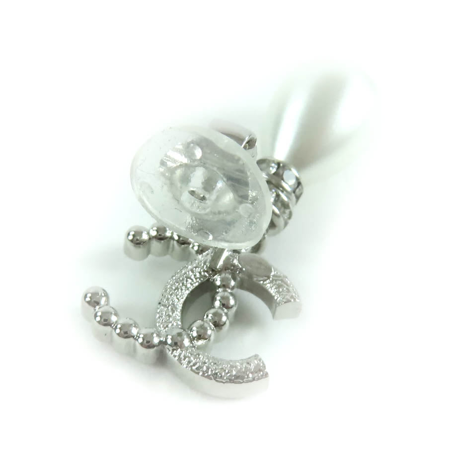 Excellent CHANEL Earring Silver Women B24S