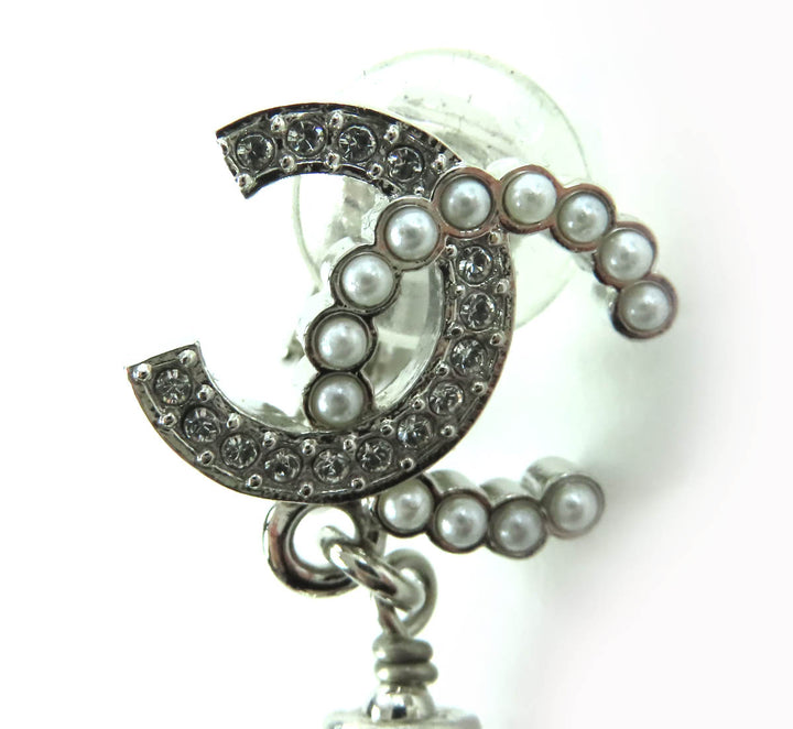 Excellent CHANEL Earring Silver Women B24S