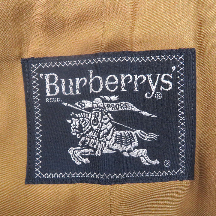 Great Burberrys coat Nova check pattern lining with fly front khaki