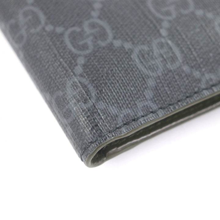Great GUCCI Bifold Wallet GG Supreme Double G Logo Metal