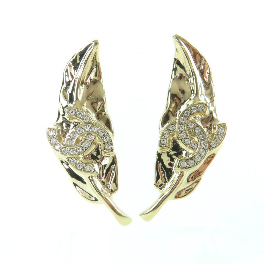 Excellent CHANEL Pierce COCO Mark Leaf Design Rhinestone gold Women I25A