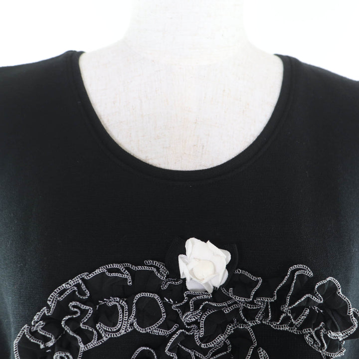 Great CHANEL Tank top Camellia Brooch with COCO Mark black wool Women 50 P64484