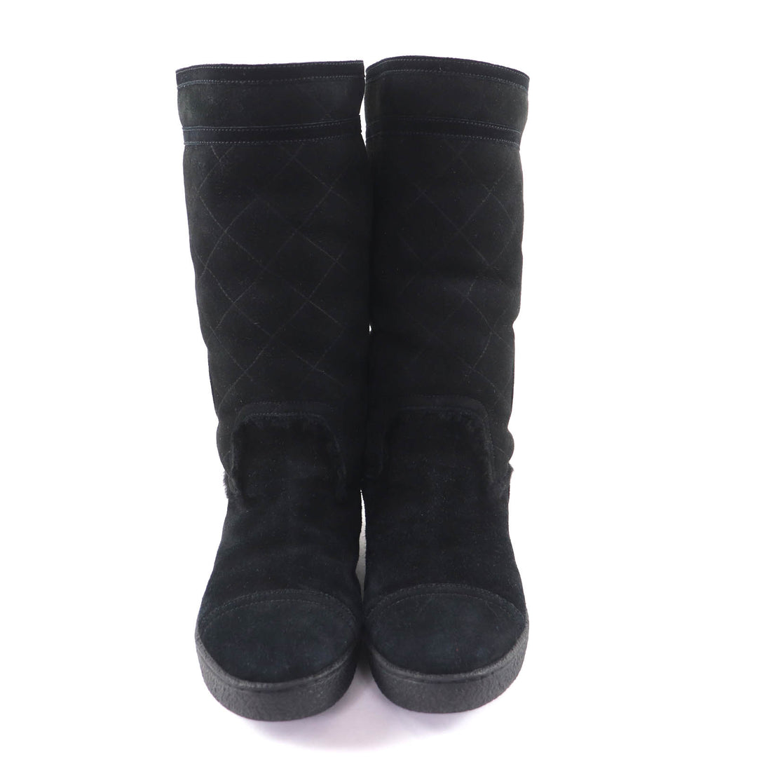 Great CHANEL boots black Mouton Women 38 G26557