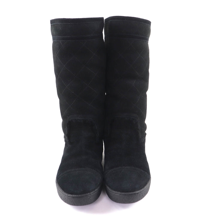 Great CHANEL boots black Mouton Women 38 G26557