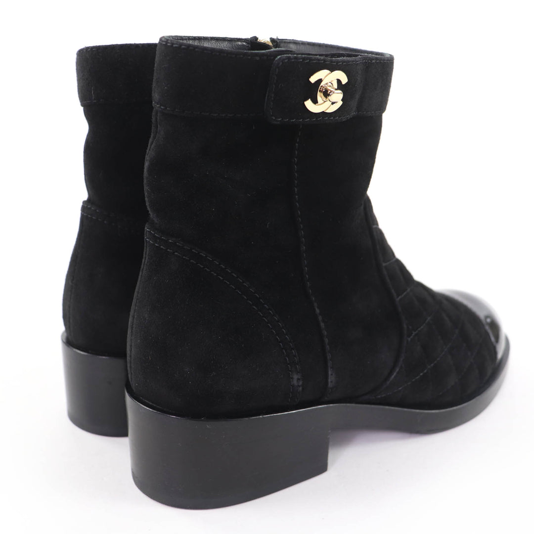 Great CHANEL short boots COCO Mark Turnlock Matelasse Suede Leather 37 G36763