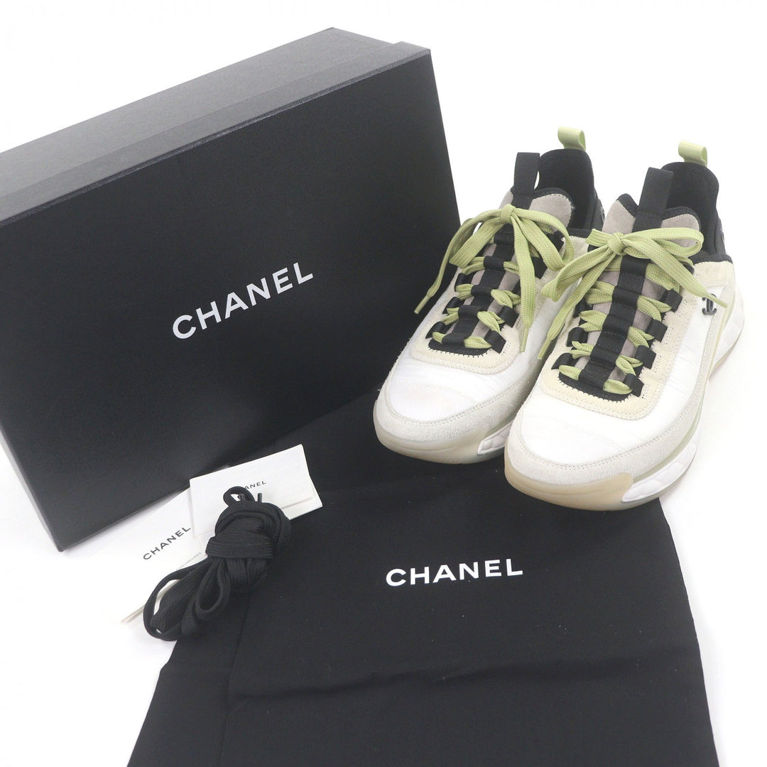 Great CHANEL Low cut sneakers 20K COCO Mark Beige Suede leather mens 39 G35617