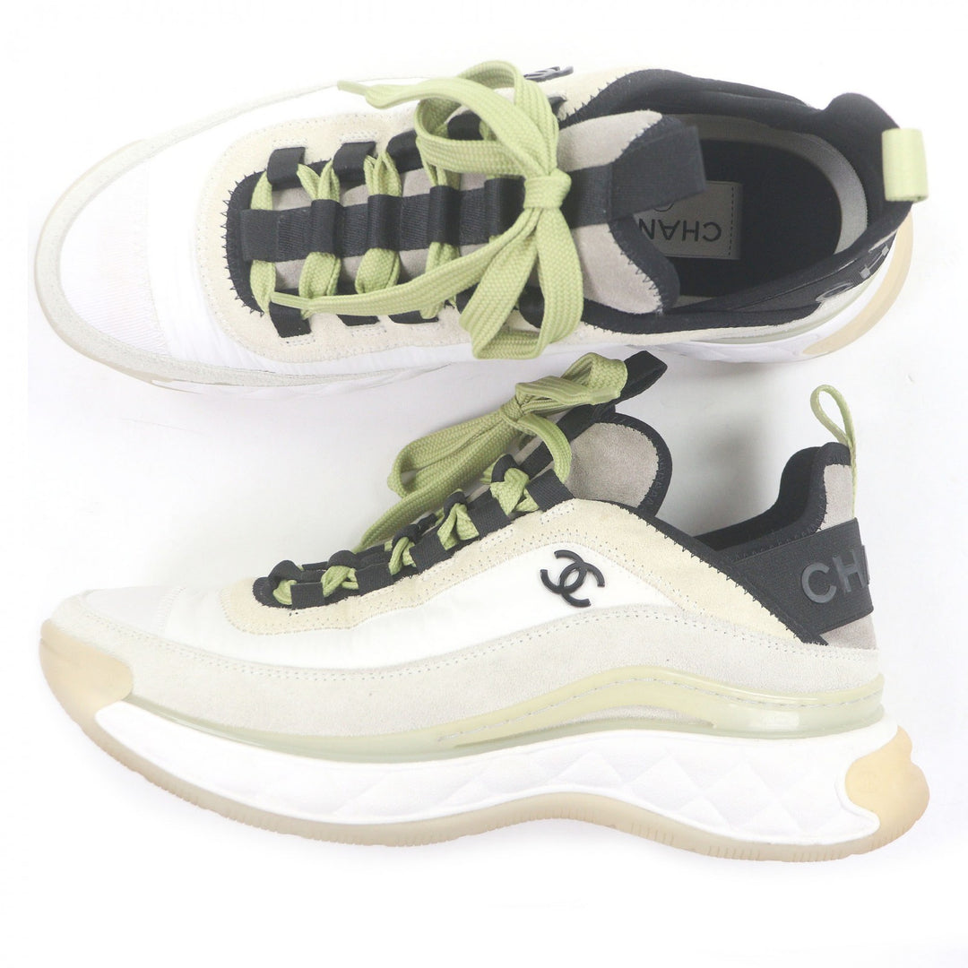 Great CHANEL Low cut sneakers 20K COCO Mark Beige Suede leather mens 39 G35617