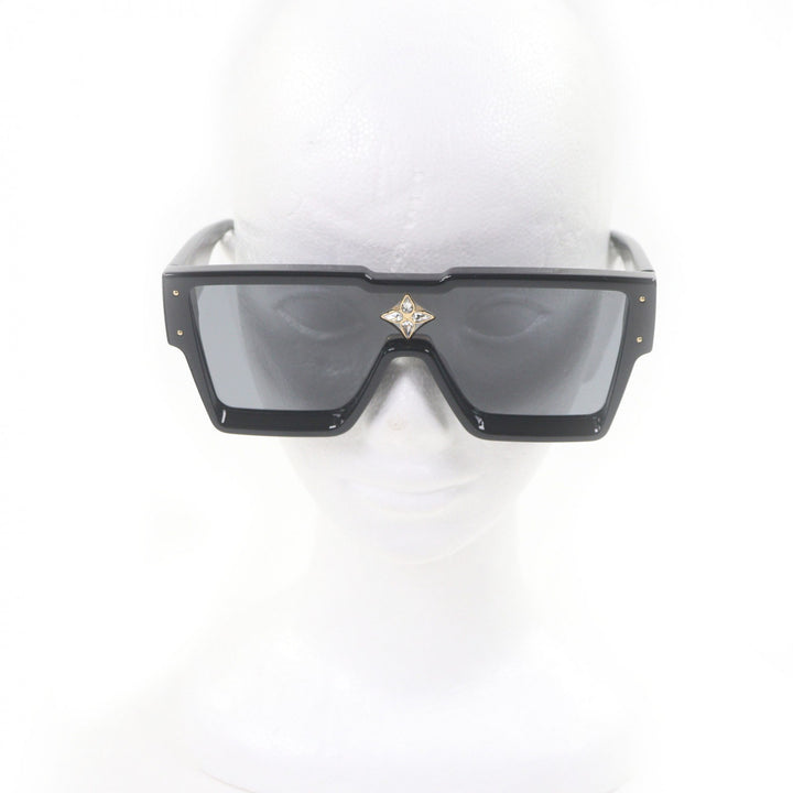 Great LOUIS VUITTON Sunglasses Cyclone black acetate mens Z1578E