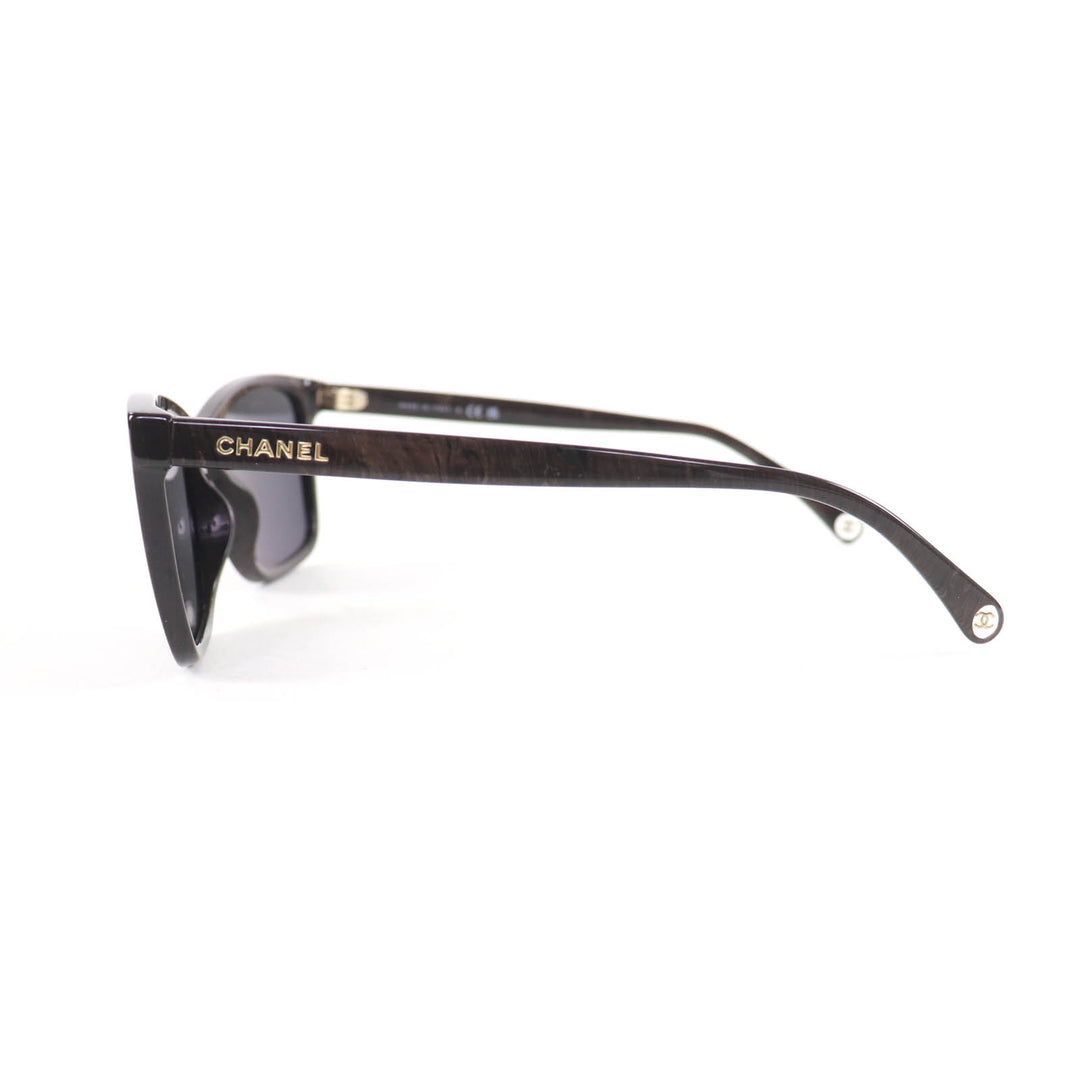 Pristine CHANEL sunglasses Brown Women 5551-U