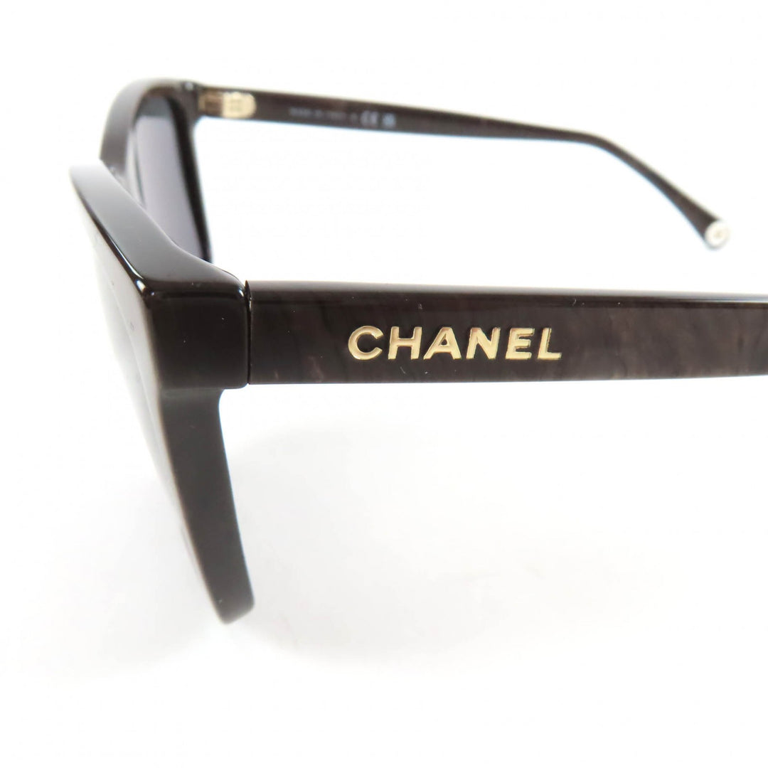 Pristine CHANEL sunglasses Brown Women 5551-U