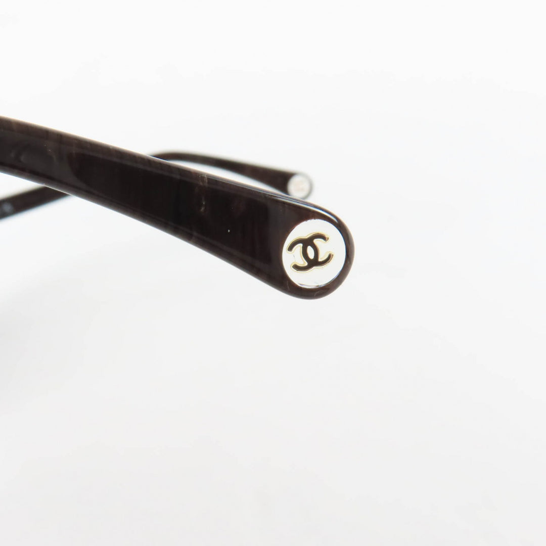 Pristine CHANEL sunglasses Brown Women 5551-U