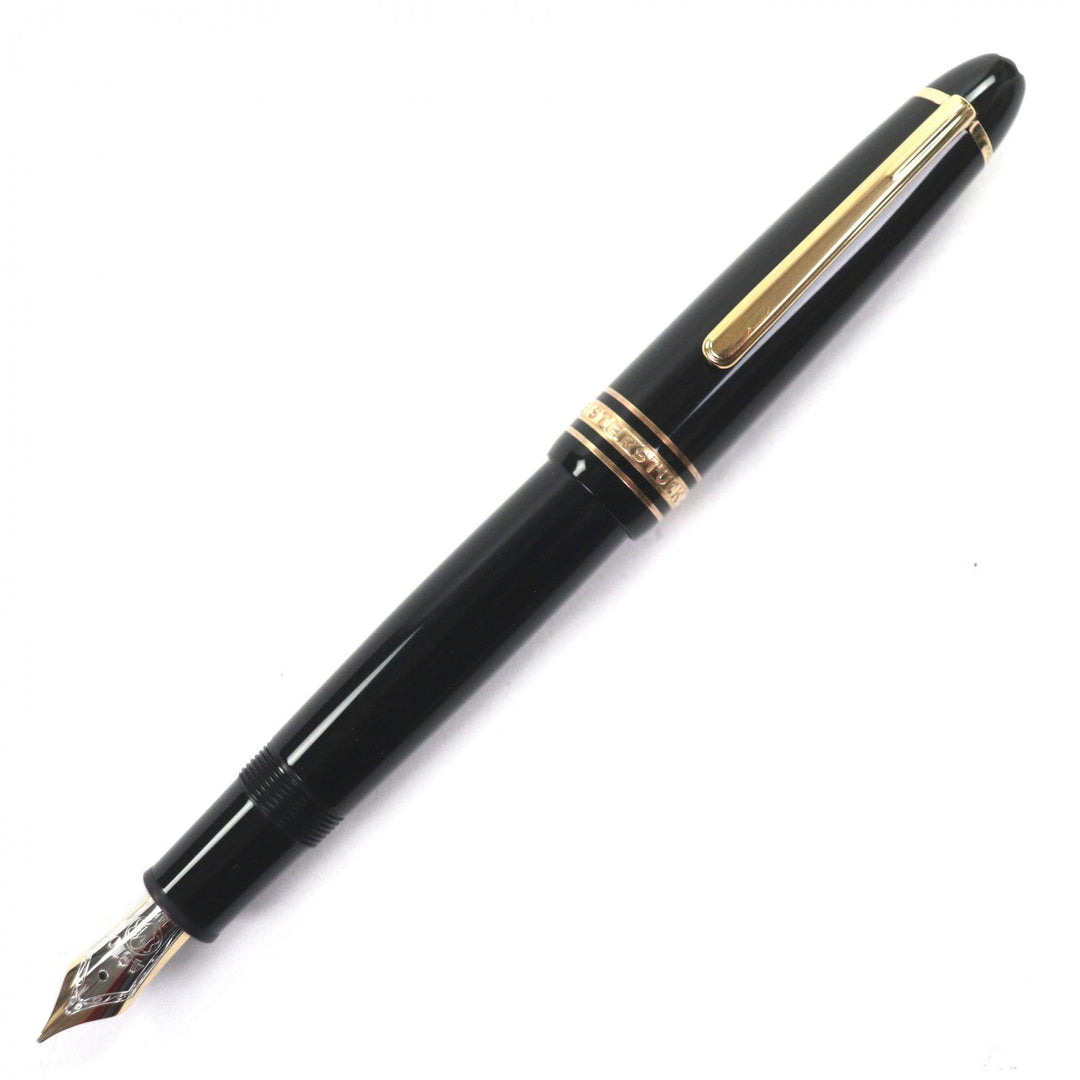Great MONTBLANC fountain pen Meisterstück 147 Traveler white star black 14K mens