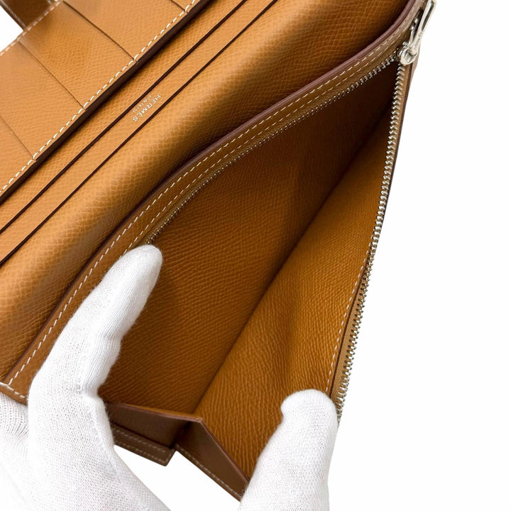 Pristine HERMES Bifold Wallet Beansufla Epsom Leather Women