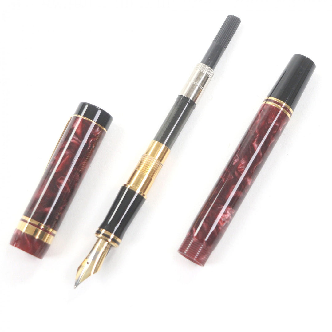 Great PARKER fountain pen Duofield International 90s Marble Red 18K mens