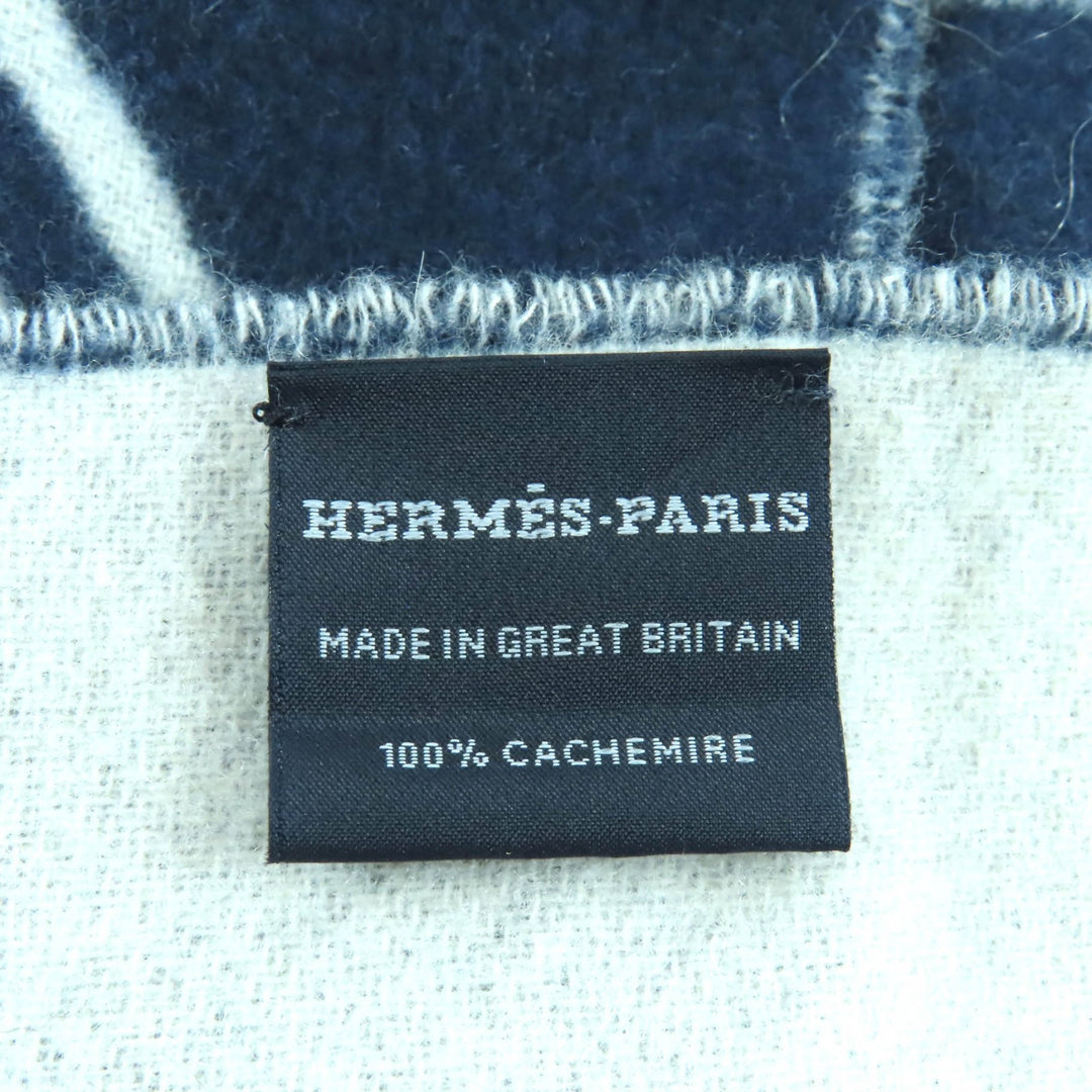 Excellent HERMES Scarf Kazak Varg With fringe Navy cashmere Women