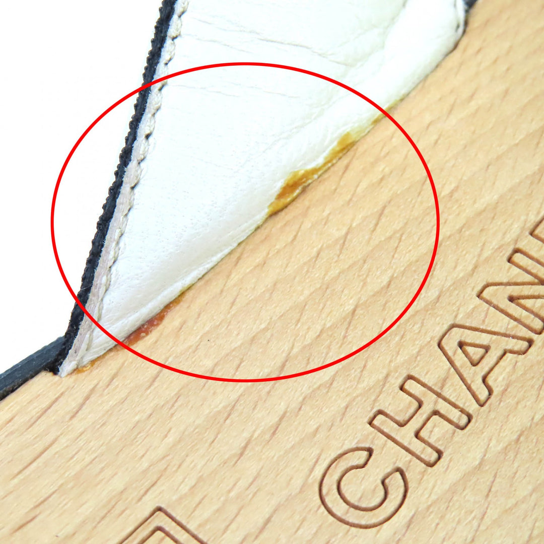Great CHANEL ENTRE DOIGTS COCO Mark Wood Thong Sandals Beach Sandals 35 G24999