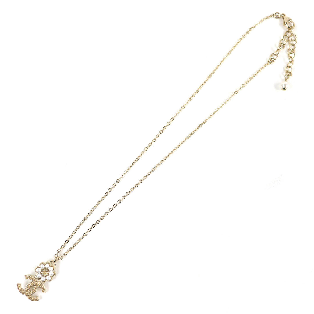 Excellent CHANEL Necklace Camellia COCO Mark Rhinestone Faux Pearl gold B22K