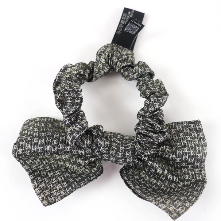 Excellent CHANEL Métiers d'Art Collection COCO Mark Ribbon Scrunchie Gray silk