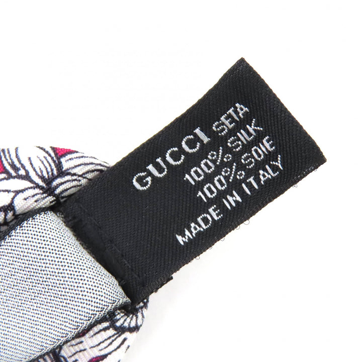 Excellent GUCCI design stole and Butterfly tie, total of 4 pieces silk