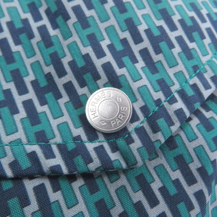 Pristine HERMES Shorts H logo all-over print Serie button swimwear
