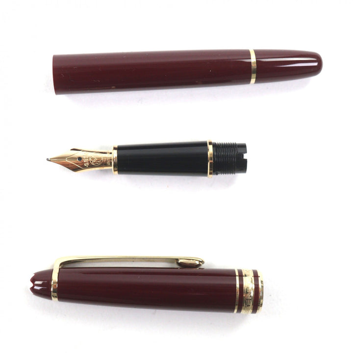 Great MONTBLANC fountain pen Meisterstück Classic white star Bordeaux 14K mens