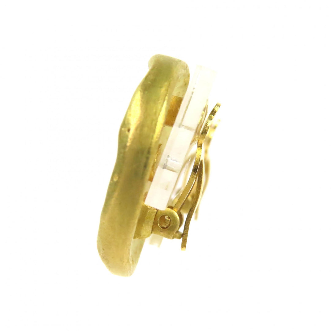 Excellent CHANEL Earring COCO Mark Round Type gold Women 94P