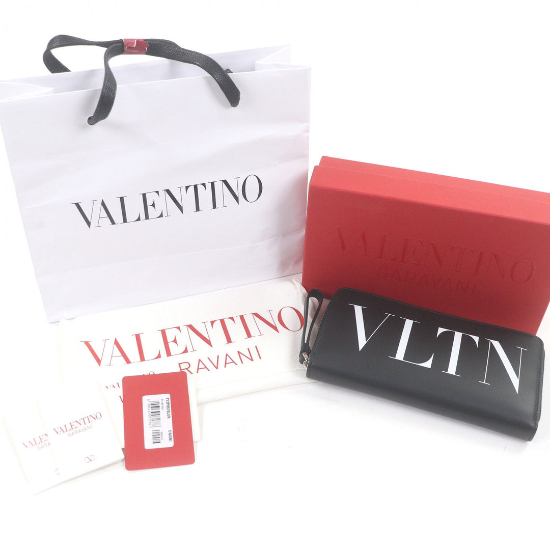 Excellent Valentino Garavani Purse VLTN logo with rock studs Zip Around black
