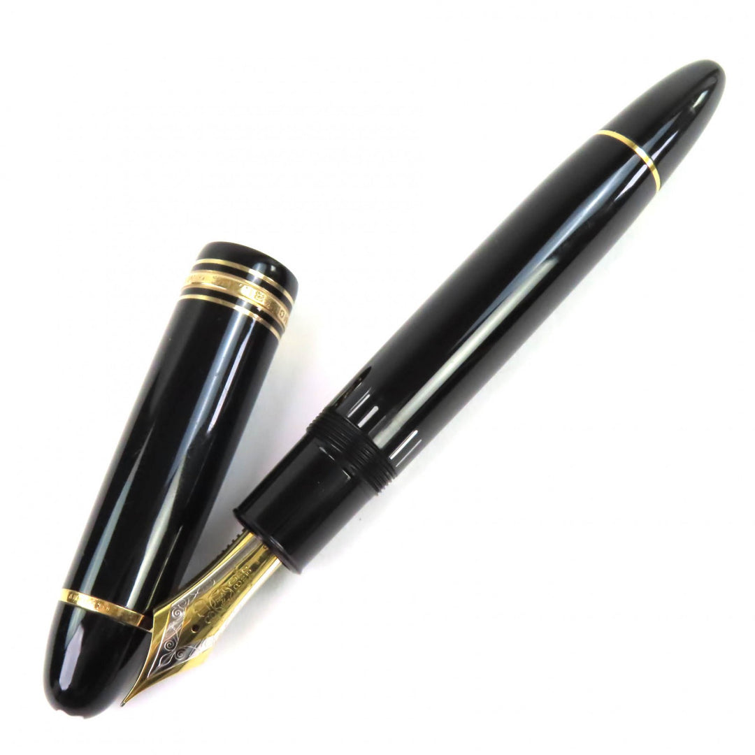 Very Good MONTBLANC fountain pen Meisterstück 149 white star black 18K mens