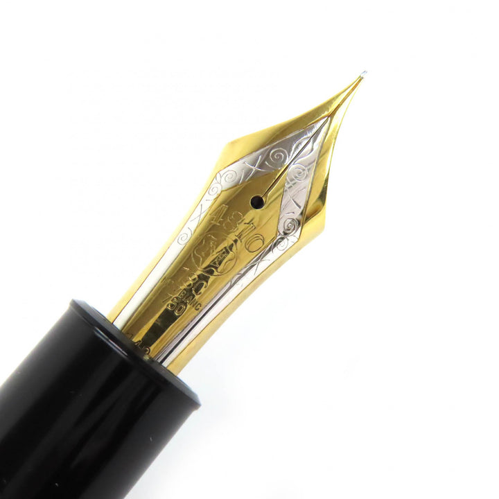 Very Good MONTBLANC fountain pen Meisterstück 149 white star black 18K mens