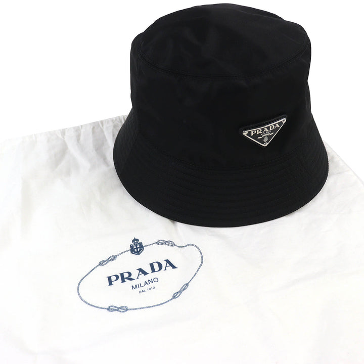 Excellent PRADA Triangle logo triangular plate RE-NYLON buckethat black M 2HC137